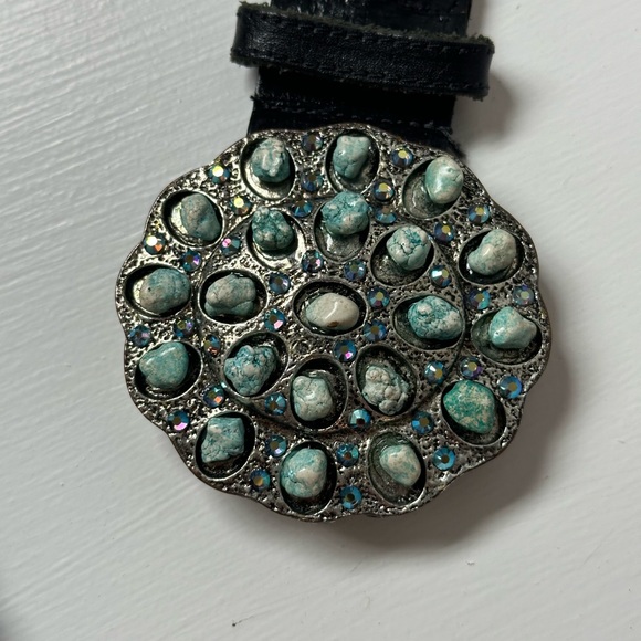 Leather Western Style Belt - Picture 4 of 4